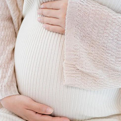 更重要的📰👪是，在真空中，热✉量可通过辐射直接💤😟散逸，无需庞大▫